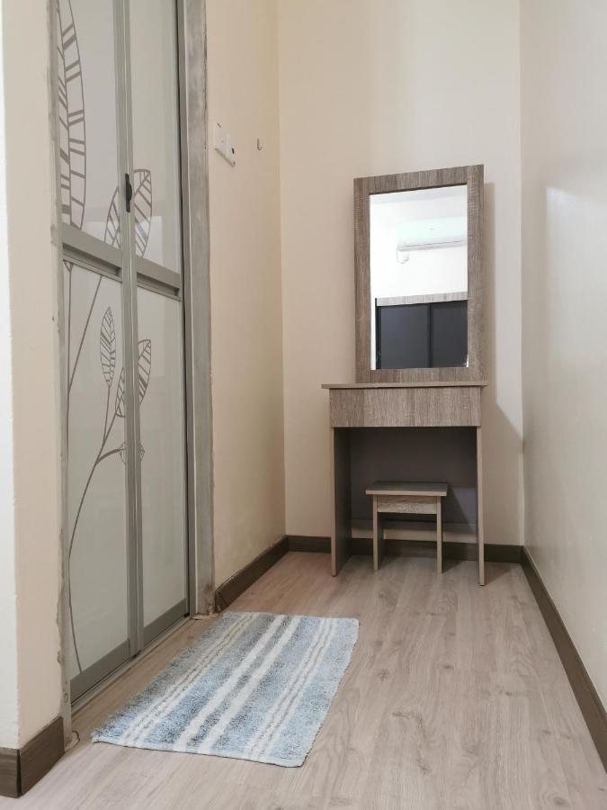 Diy Palm Court Bedroom Kuantan Exteriör bild